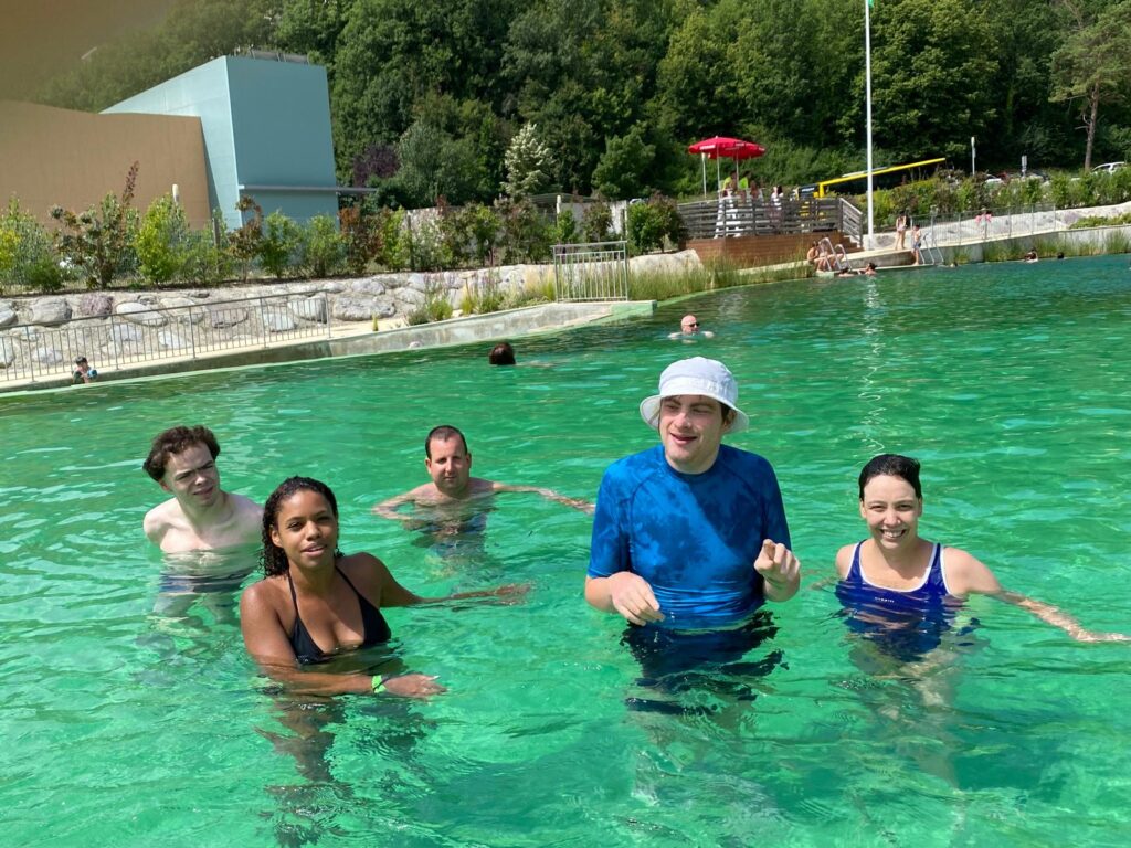 Photo — Piscine naturelle et bowling : la 1ʳᵉ semaine