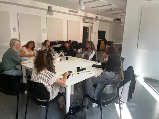 Temps de répit et de partage entre proches aidants accompagnés par API-END
